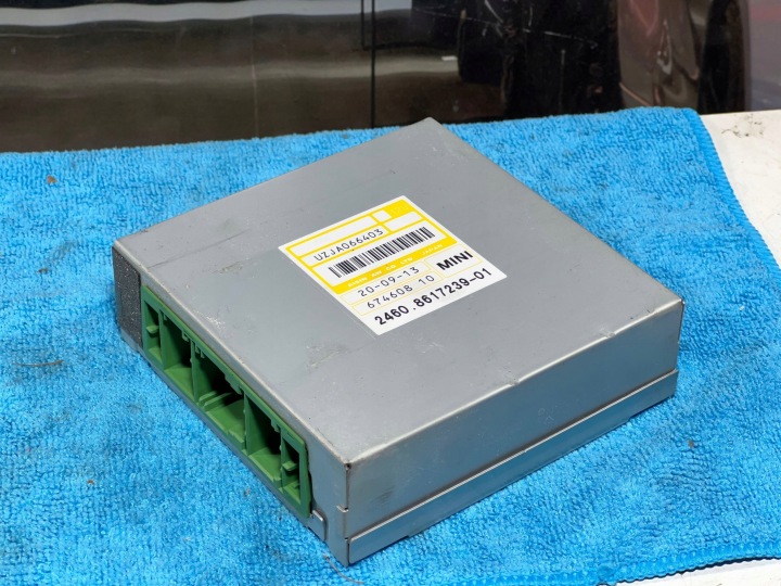 фото №3, Mini r55 r56 r57 r58 r59 r60 r61 n18b16a блок керування коробкою передач 8617239