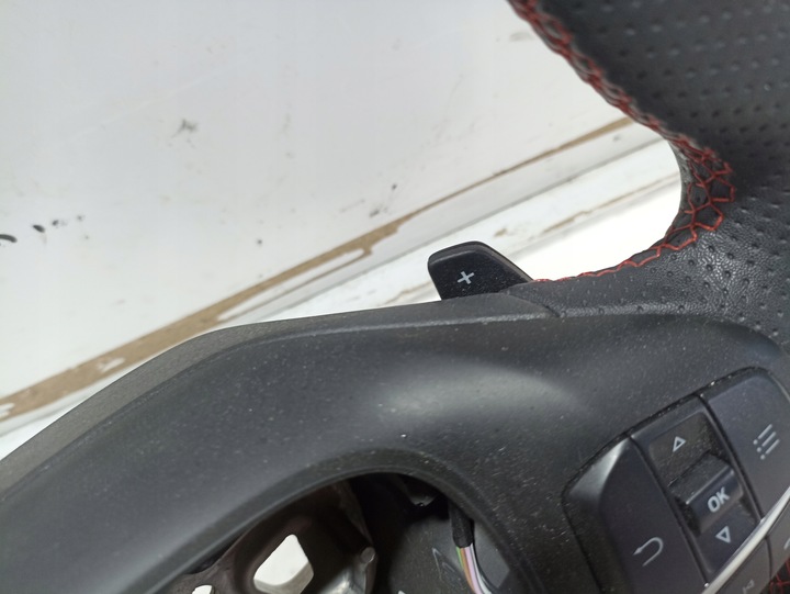 фото №5, Ford focus mk4 кермо st line з підігрівом пелюстки