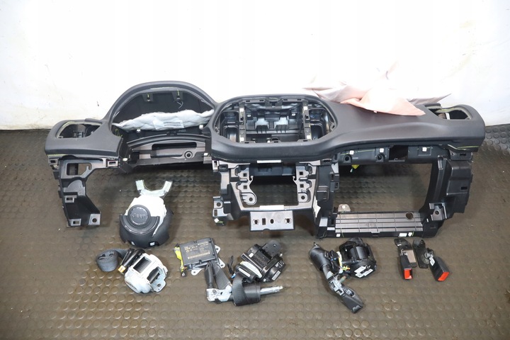 фото №1, Панель раздаточная подушка безопасности подушки ремни compass ii