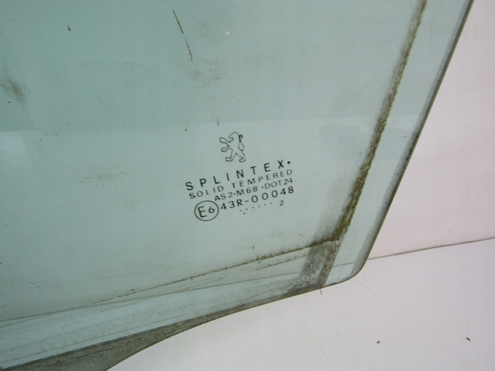 фото №2, Peugeot 307 стекло дверь перед левая 01-05 5d hb