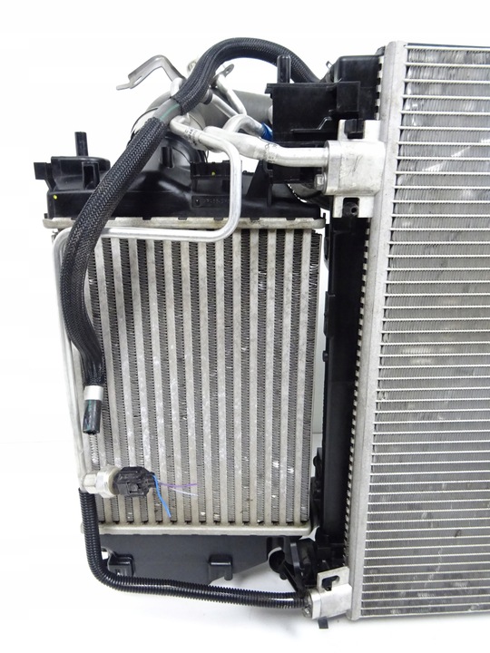 фото №6, Nissan qashqai ii j11 1.5 dci комплект радіаторів інтеркулер вентилятор