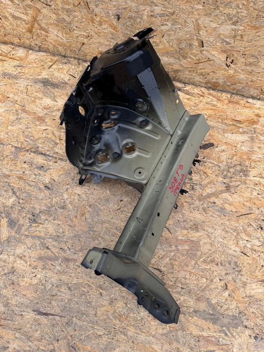 фото №1, Peugeot 308 ii t9 13r- четверть лонжерон фартук правые перед