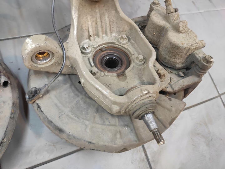 фото №11, Jeep cherokee kl 2.0 crd 13-18 поворотный кулак abs суппорт диск правый левый перед