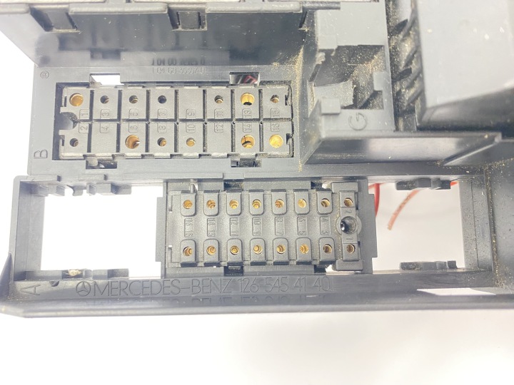 фото №12, Блок запобіжників mercedes w126 se sel sec 1265454140 1265405206