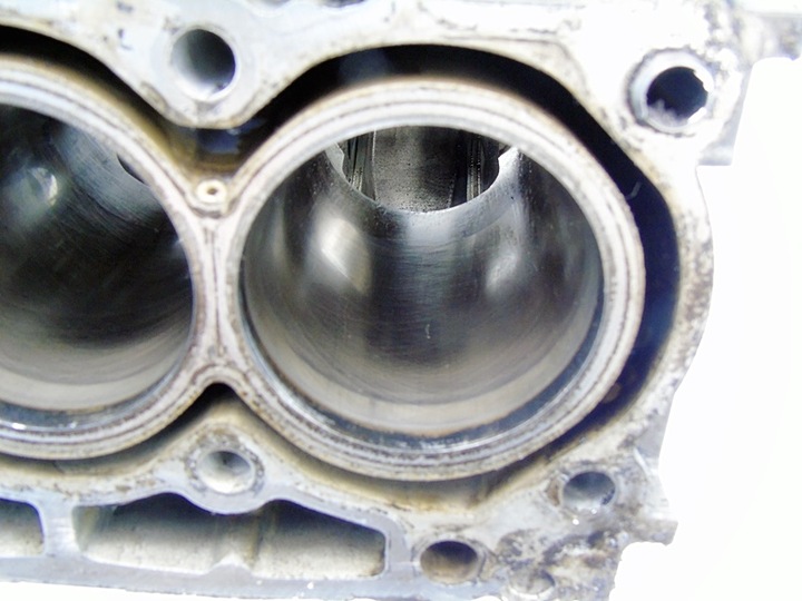 фото №10, Блок двигуна hhda 1.6 tdci focus ii c-max volvo c30 s40 v50 s80 v70
