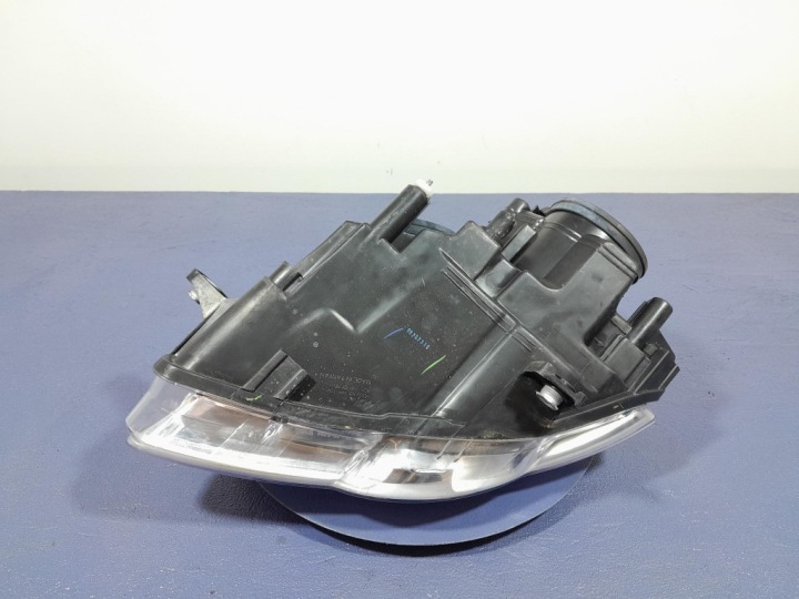 фото №6, Vw passat b6 фара правое фара передняя tyc 20-6739