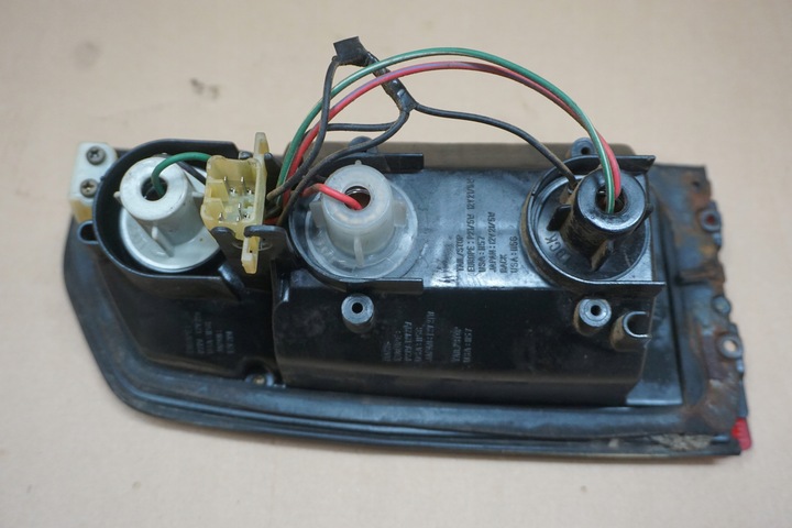 фото №9, Suzuki vitara лампа праві зад задня 88-97r