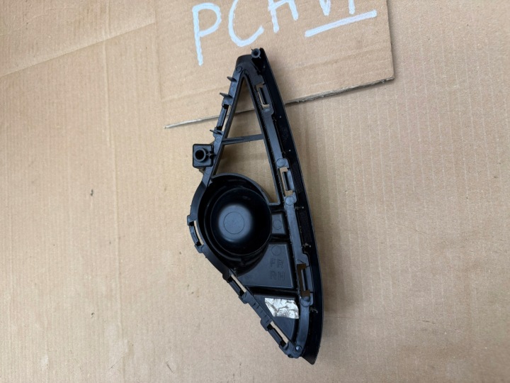 фото №8, Hyundai i10 iii 3 решётка бампера передней правая перед 86564-k7000