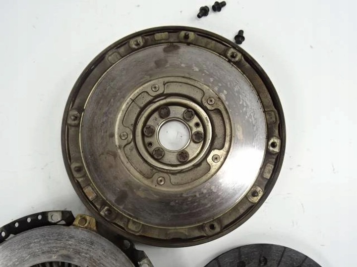 фото №9, Колесо двухмассовый kpl. ford focus mk3 1.6 tdci