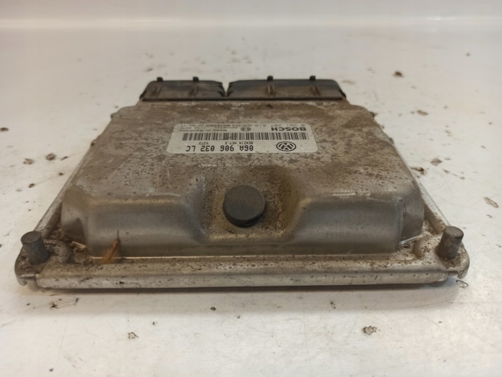 фото №5, Skoda octavia 2.0 блок управления двигателя 06a906032lc 0261207819