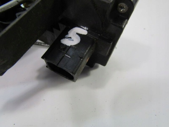 фото №2, Vectra c замок дверь зад левый + тросы 13210760 qt