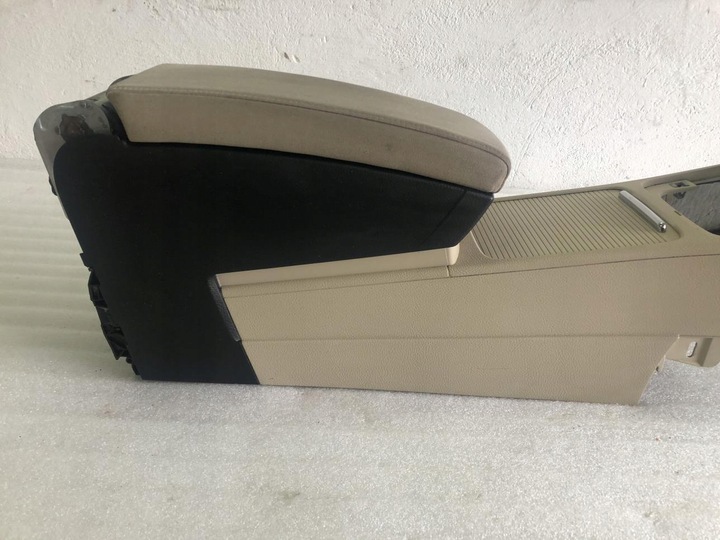 фото №11, Тунель середній підлокітник 3c0864207m vw passat cc