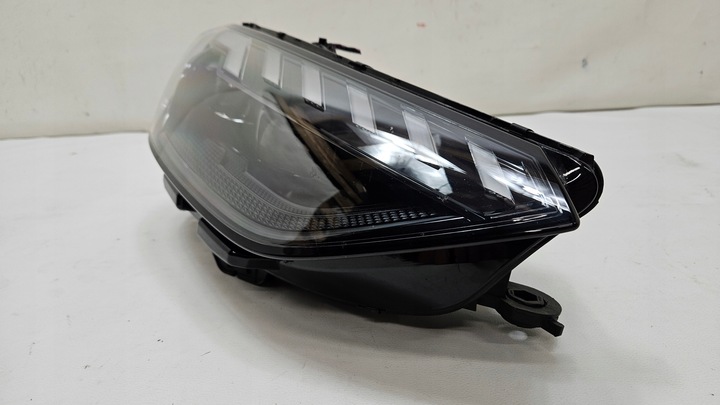 фото №2, Лампа перед правая audi a4 rs4 b9 matrix рестайлинг 8w0