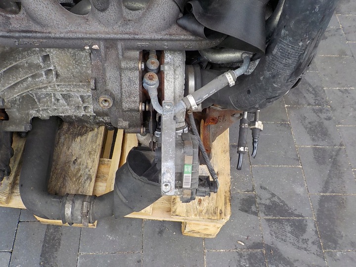 фото №13, Volvo v70 s80 ii 08r 2.4d 163km двигатель d5244t5 двигатель лапи комплектный film