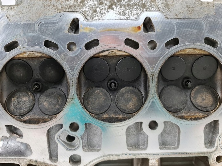 фото №7, Головка двигателя chy vw up skoda citigo 04c103404b