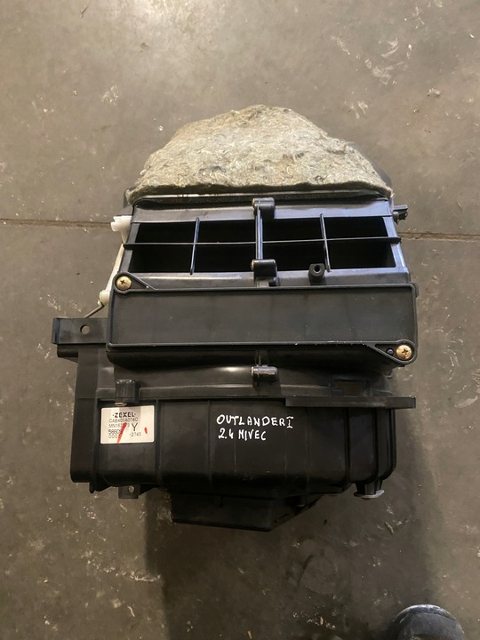 фото №1, Вентилятор воздуходувка з корпус mitsubishi outlander i рестайлинг 2.4 mivec 4g69