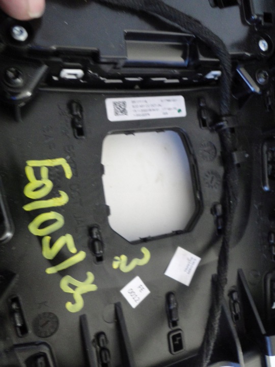 фото №8, Mercedes a класс 177 w177 cla 118 w118 туннель средний панель a1776801201