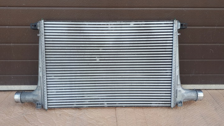 фото №1, Audi q7 q8 touareg cayene 3 радиаторов интеркулер