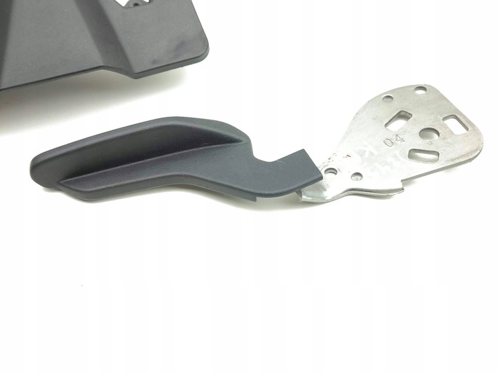 фото №10, Land rover discovery sport 2015 левая сторона обшивка сиденья