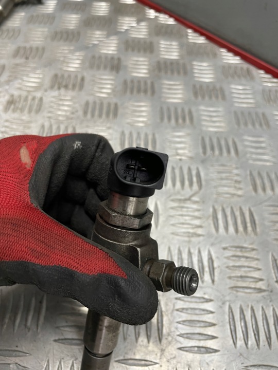 фото №7, Форсунка 9674973080 peugeot 308 t7 1.6 e-hdi 07-13