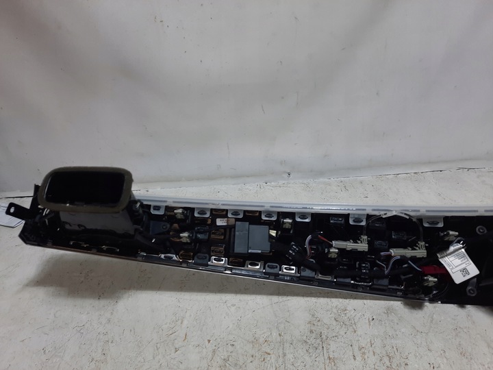 фото №7, Bmw 5 g30 dekor планка консоли панели 8070620