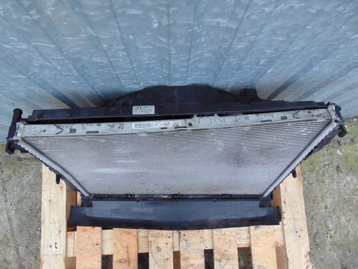 фото №11, Радиаторов воды вентилятор mercedes w213