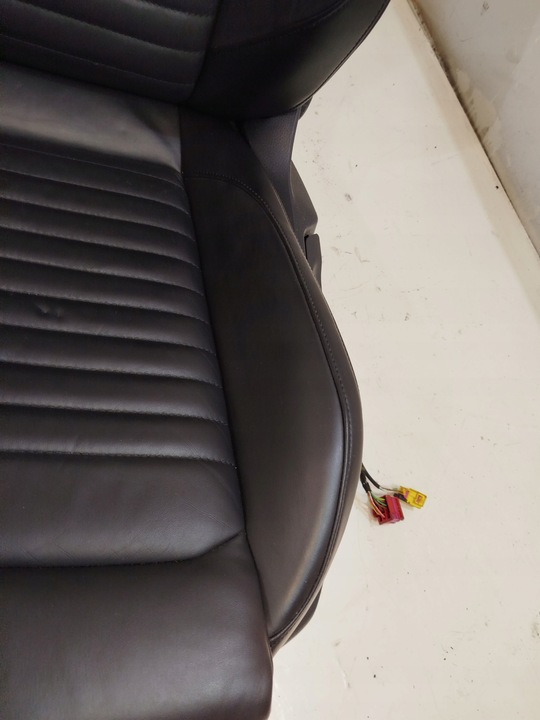фото №7, Сиденье левый водителя vw passat b8 кожа , комплект , bdb. !