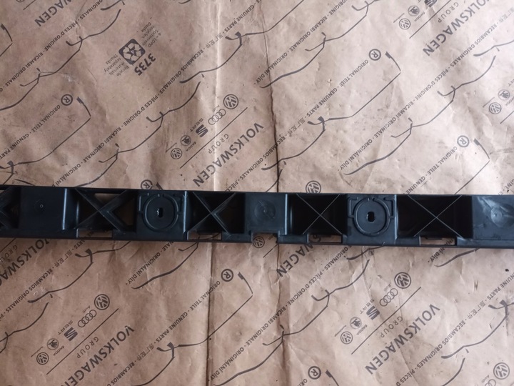 фото №9, Audi a6 c7 4g sedan ковзун тримач балка кріплення бампера зад 4g5807458a