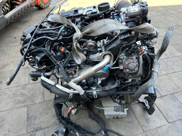 фото №9, Двигатель комплектный ford fiesta mk8 kuga focus 1.5 tdci xujm