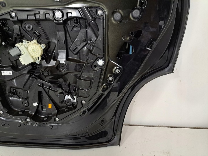 фото №16, Bmw xm 2023 зад сторона правая дверь задние