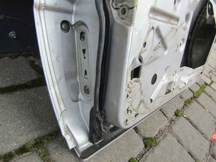 фото №8, 6 mercedes w124 універсал двері праві задні зад