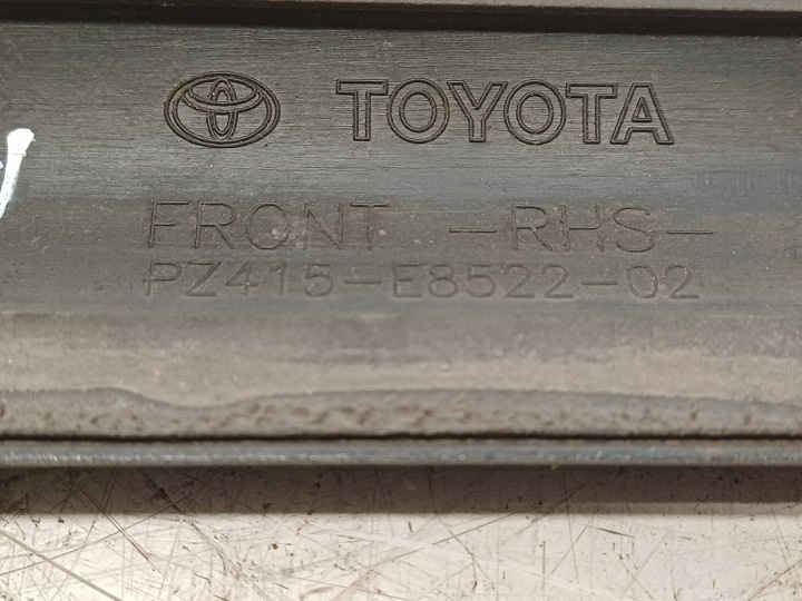 фото №6, Toyota corolla verso 04-09 молдинг дверь правая pz415e852202