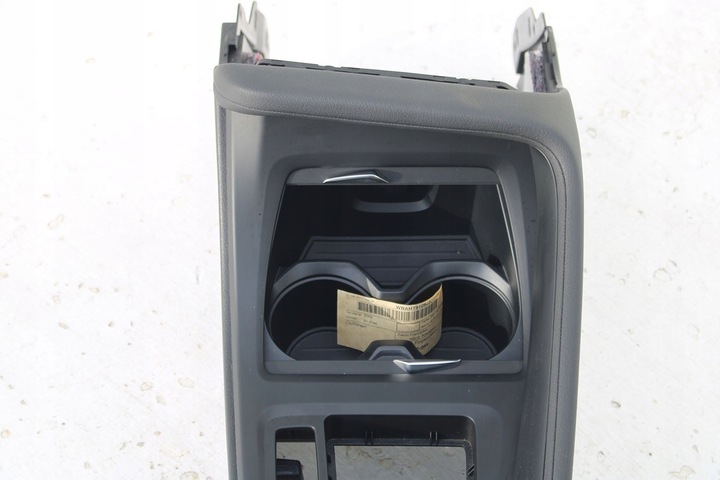 фото №9, Bmw x1 f48 туннель + подлокотник 9335198 туннель средний цвет чёрный 5220933