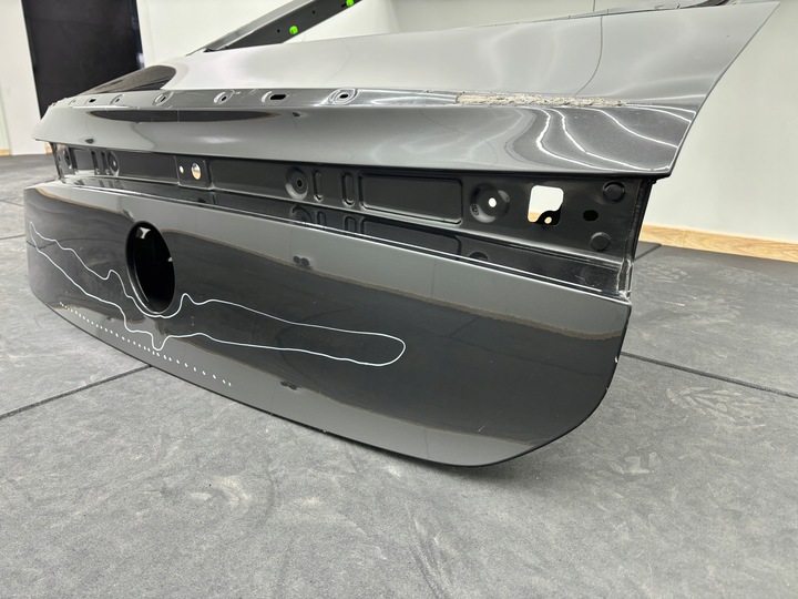 фото №10, Mercedes eqs w297 крышка багажника зад