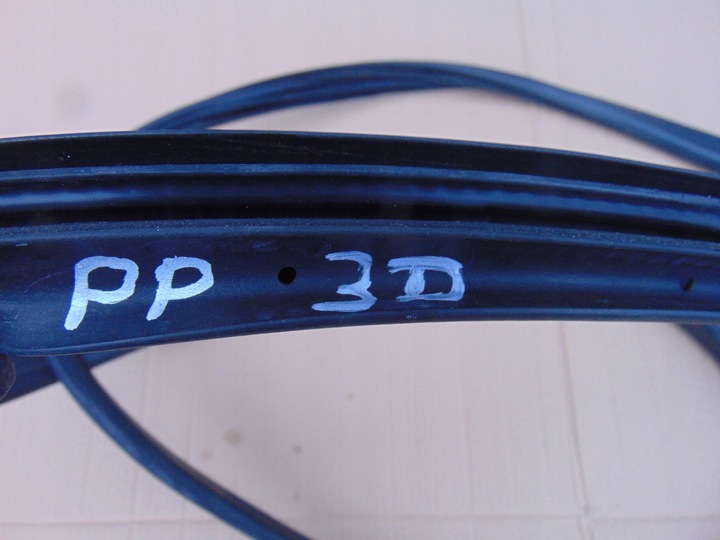 фото №11, Прокладка двері праві перед ford fiesta mk7 3d