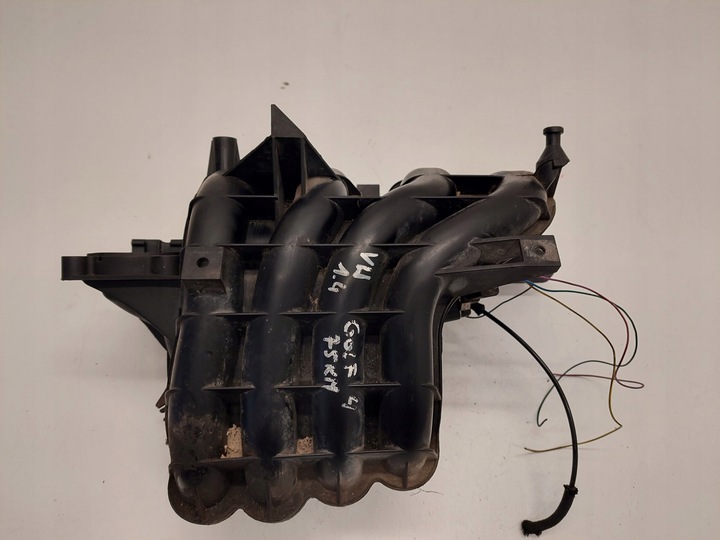 фото №1, Колектор всмоктуючий vw golf iv 1.4 16v 036129711at