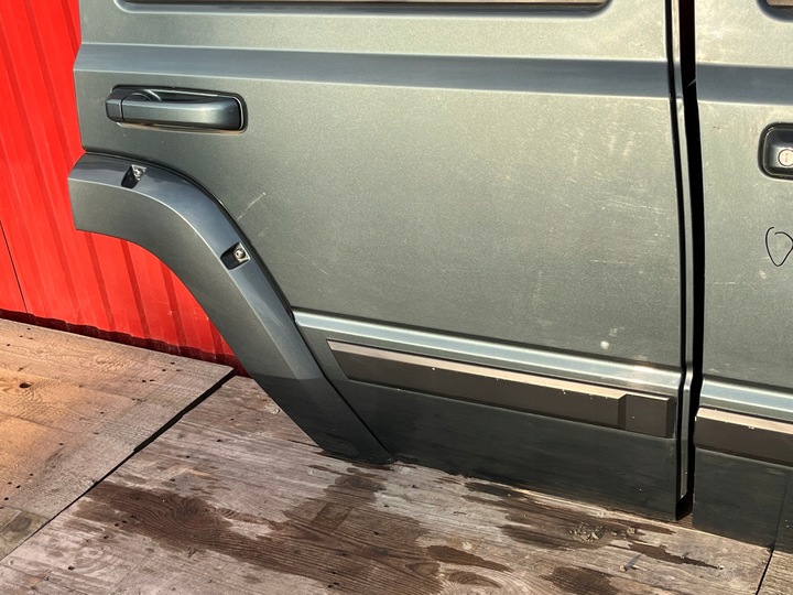 фото №3, Jeep commander xh xk дверь правые зад оригинал красивый