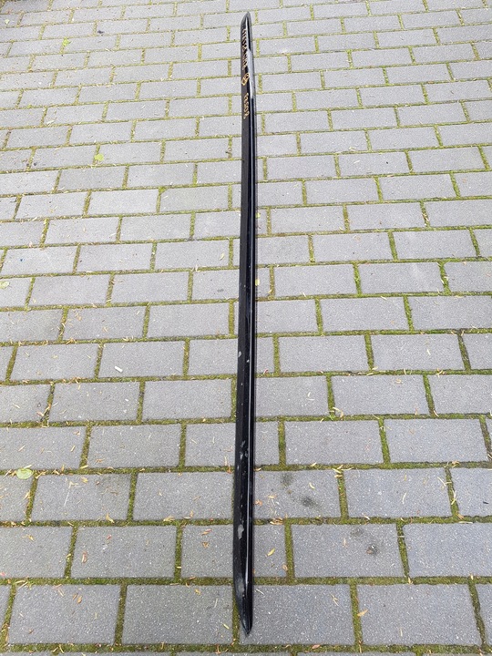 фото №1, Audi a4 b9 s-line права планка порогова 8w0853932