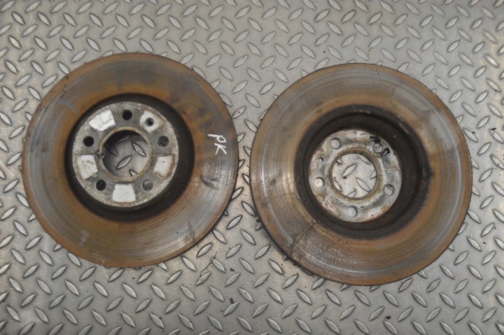 фото №5, Audi a4 allroad 8kh, b8 комплект передніх диск гальмівних 2012 320mm
