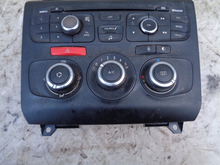 фото №4, Панель кондиционера радио citroen c4 ii b7