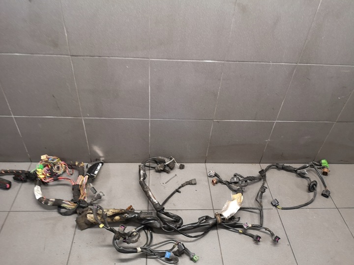 фото №7, Жгут двигателя audi a8 d2 2.8 uk amx 4d2971713al