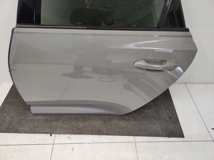 фото №3, Дверь левая зад задние audi rs6 c8 универсал