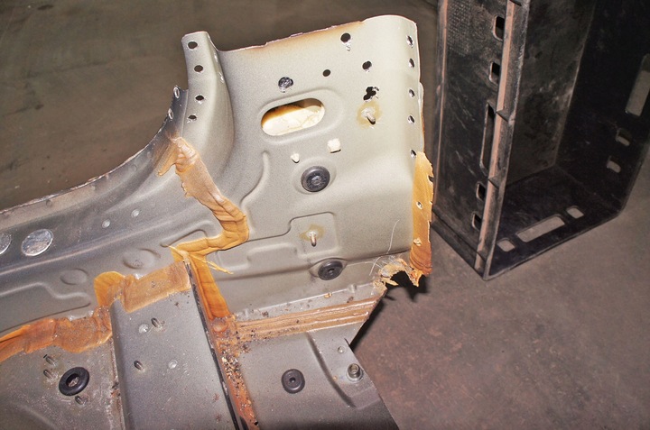 фото №8, Sr261 volvo v90 ii t5 16- pas зад задній універсал