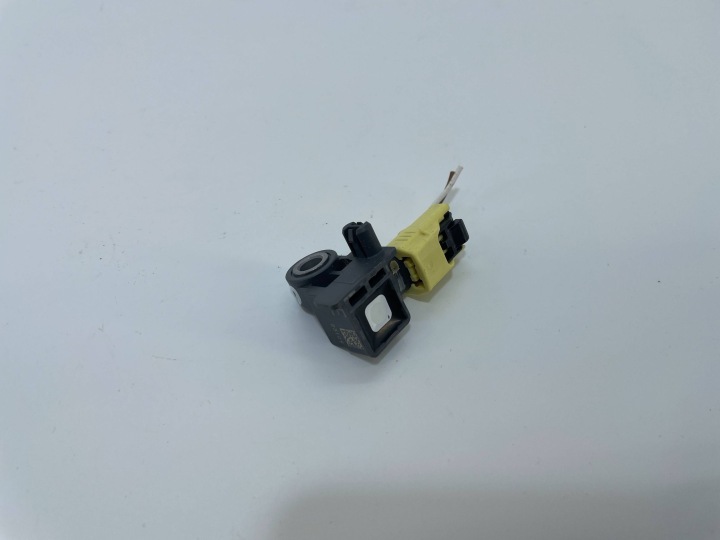 фото №6, Датчик удара ударный штекер hyundai i10 iii 95920-l1000 2020-