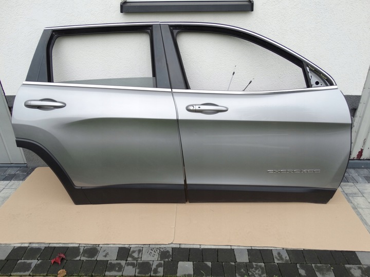 фото №1, Jeep cherokee v kl 13-20 дверь правые перед правые зад комплект серый оригинал