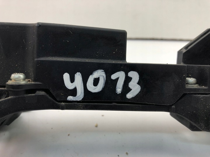 фото №6, Toyota avensis t-27 крепление ручка левый зад