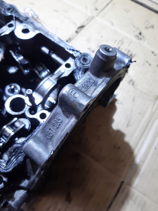фото №12, Audi q7 4l 4.2 tdi btr головка двигуна 057285f