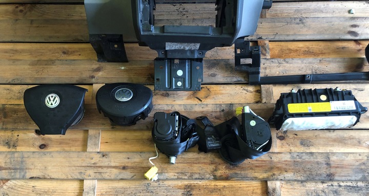 фото №5, Touran i капот панель консоль подушка безопасности ремни eur