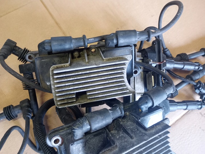 фото №13, Котушка запалювання vw passat audi a4 skoda superb 1.8b 058906105a