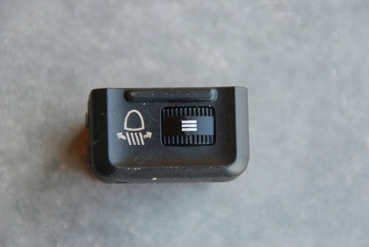 фото №1, Перемикач вимикач клавіша daf xf 106 євро 6